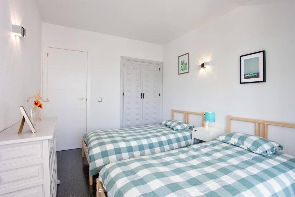Puertosol 33 - 2 Bed Apartment, Beach Puerto Marina Benalmádena Esterno foto