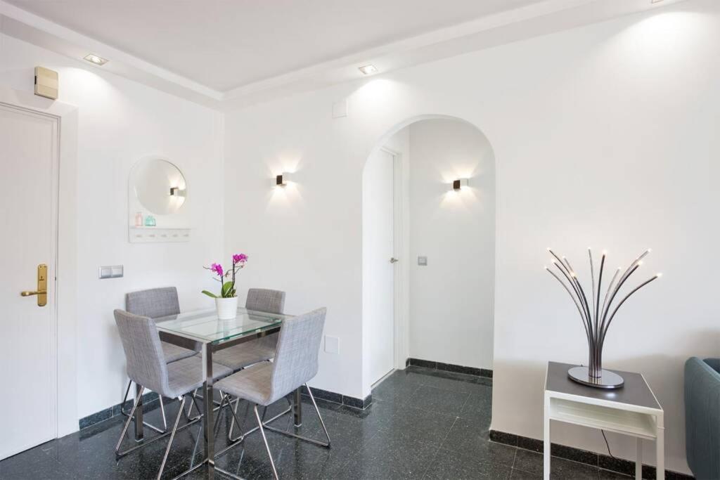 Puertosol 33 - 2 Bed Apartment, Beach Puerto Marina Benalmádena Esterno foto